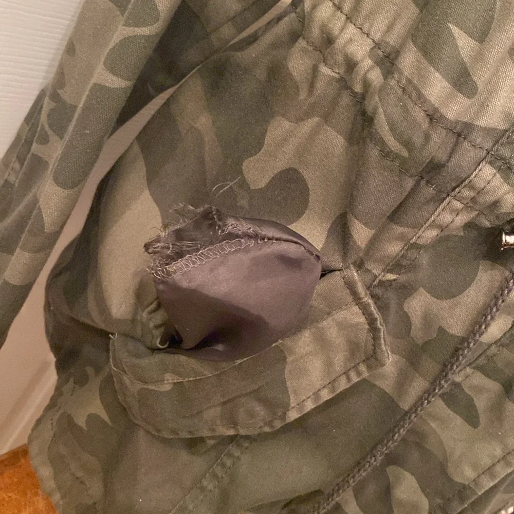 OUTER EDGE Green Camo Utility Jacket - Picture 14 of 15